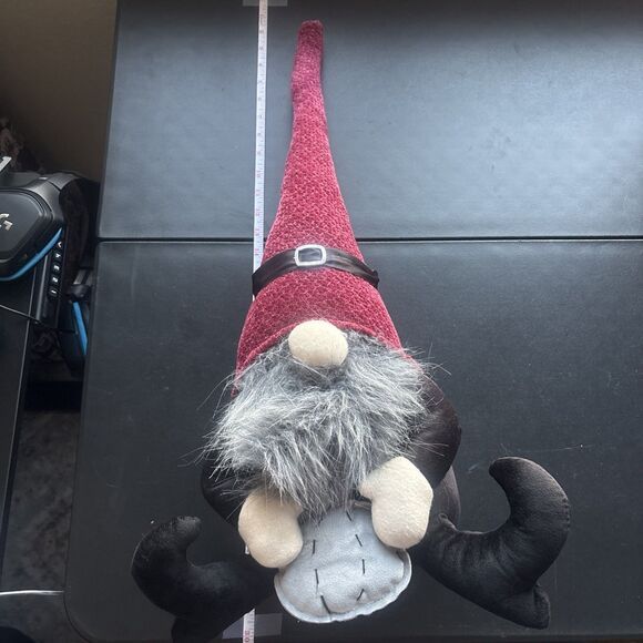 Weighted Gnome Shelf Sitter - Maroon And Black With Grey Pumpkin - Picture 3 of 5